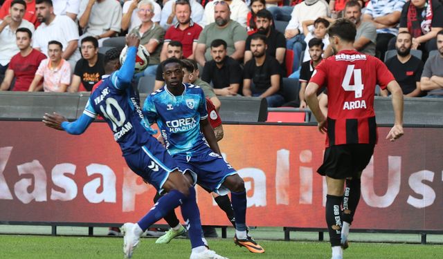 Gaziantep FK: 1 - Samsunspor: 2 (İlk yarı)