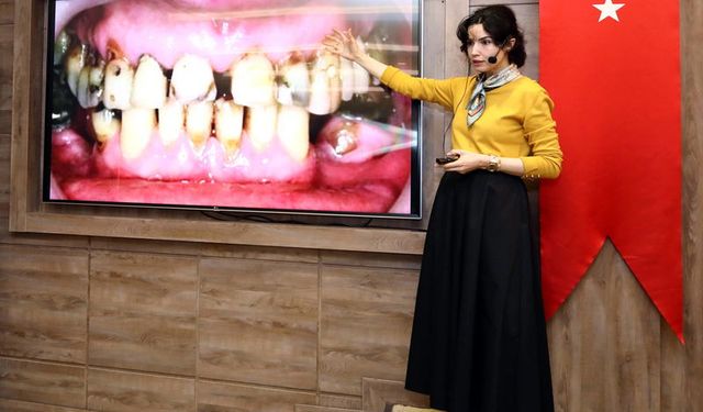 Gaziantep’te yaşlılık ve ağız sağlığı ele alındı