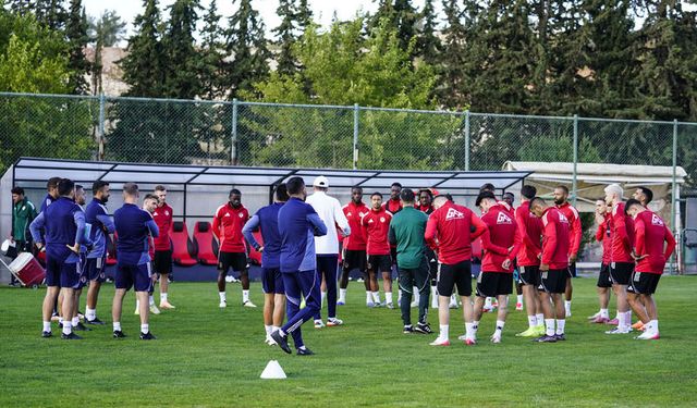 Gaziantep Futbol Kulübü Karagümrük  maçına hazır