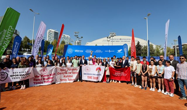 Tenisin yıldızları Gaziantep’te buluştu!