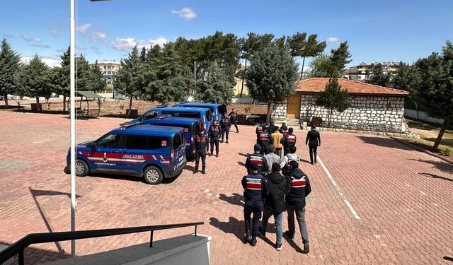 Oğuzeli’ndeki kanlı davada 10 zanlıdan 9’u tutuklandı