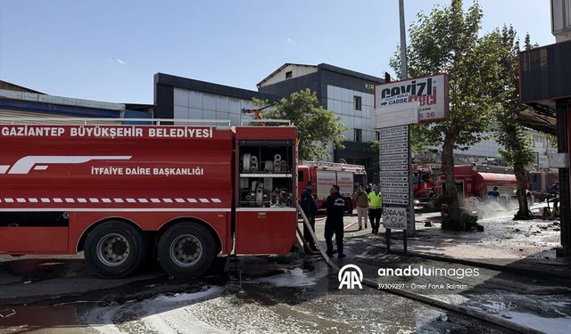 Küsget Sanayi Sitesinde korkutan yangın
