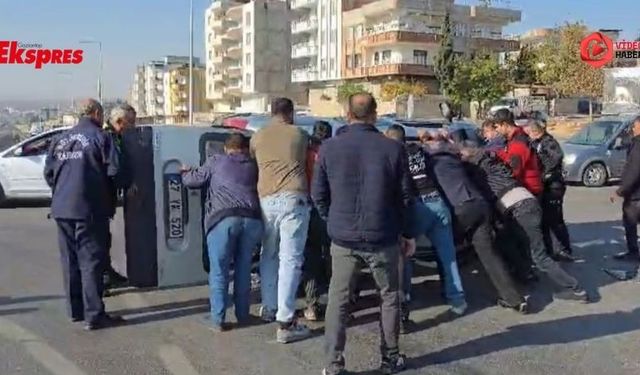 Nizip’te trafik kazası: İki araç çarpıştı