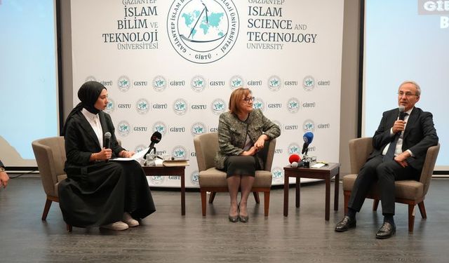 Fatma Şahin, GİBTÜ’de gençlerle buluştu