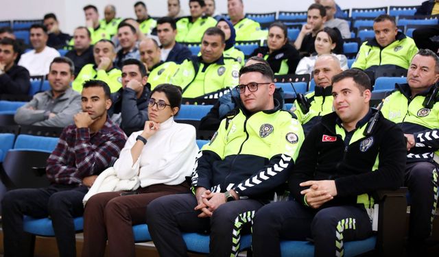 GAÜN’den trafikte iletişim hamlesi