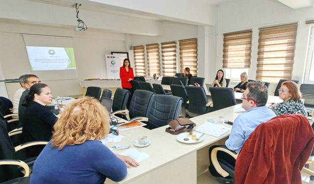 GAÜN’den çiftçilere güvenli gıda hamlesi