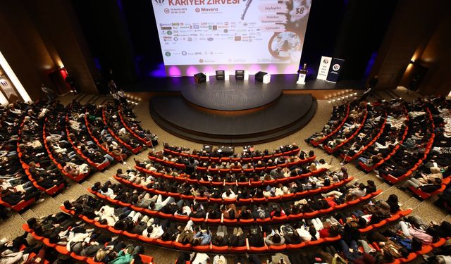 GAÜN'de kariyer zirvesi başladı