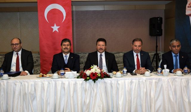 TŞOF Genel Başkanı Yiğiner öncülüğünde esnaf zirvesi