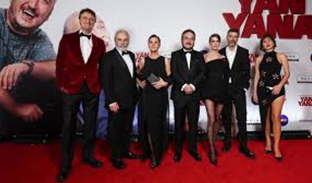 Yan Yana filmi gişede zirveye yerleşti