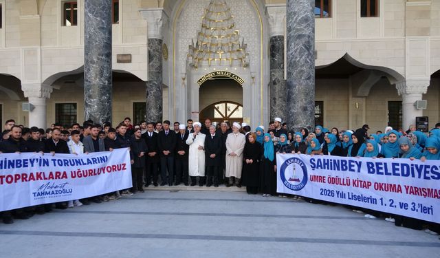 Gaziantep’te 175 öğrenci umreye uğurlandı