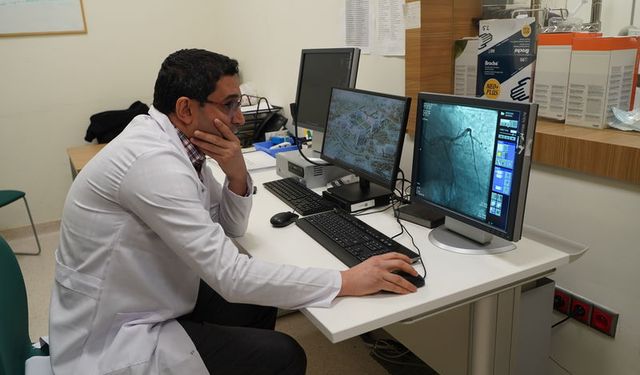 Sigarayı bırakanlarda kalp krizi riski yüzde yarı yarıya düşüyor