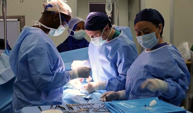 Gaziantep’te çocuk cerrahisinde kapalı ameliyat dönemi