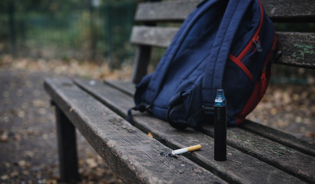 Çocuklarda sigara içme yaşı kaç oldu?