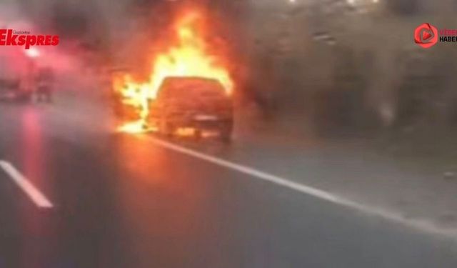 Gaziantep'te korku dolu anlar: Seyir halindeki otomobil alev aldı
