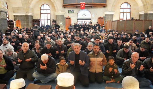 Gaziantep'te deprem şehitleri için mevlid programı düzenlendi