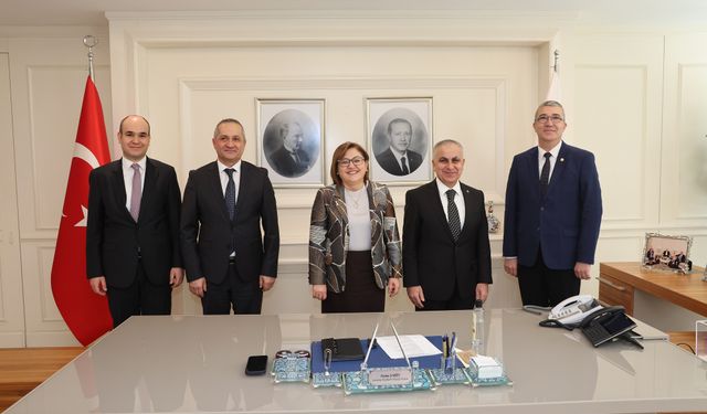 Gaziantep’te üniversite öğrencilerine dev destek