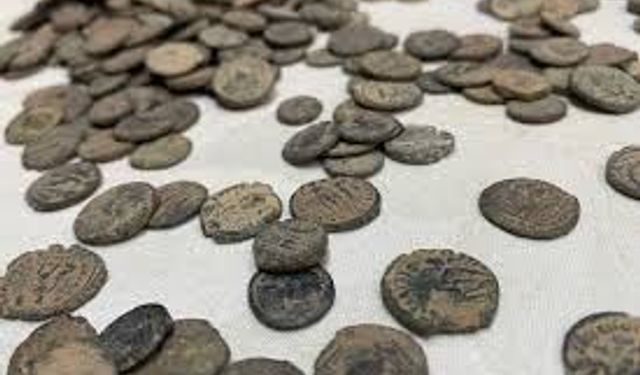 Gaziantep’te Tarihi Eser Operasyonu: 195 Sikke Ele Geçirildi