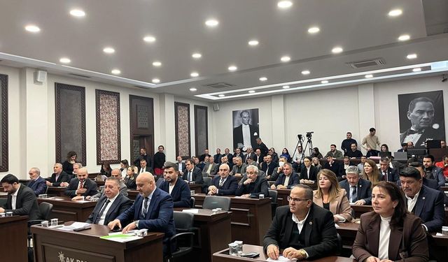 Şehitkamil Meclisi yine mahkemelik oluyor