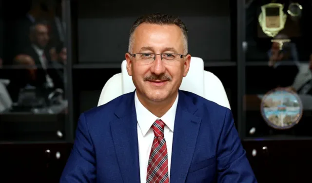 Ak Parti o başkanı ihraç ediyor!