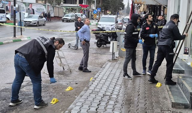 Nizip’te banka şubesine silahlı saldırı