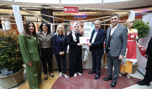 Gaziantep’te Kadınların El Emeği Ürünleri Satışa Sunuldu