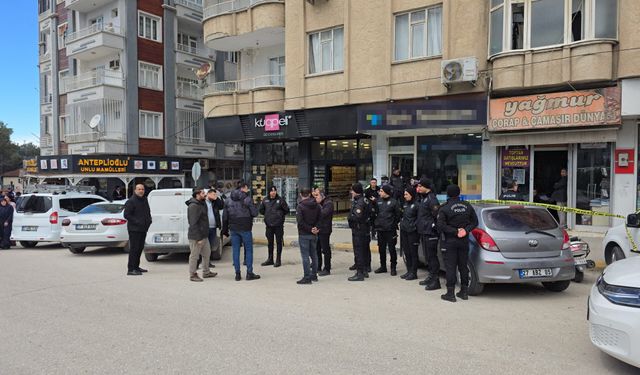 Nizip’te alacak verecek tartışması kanlı bitti