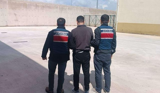 Gaziantep’te araması olan hükümlü jandarmadan kaçamadı