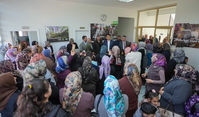 Şehitkamil’de kadın ve çocuklara anlamlı ziyaret