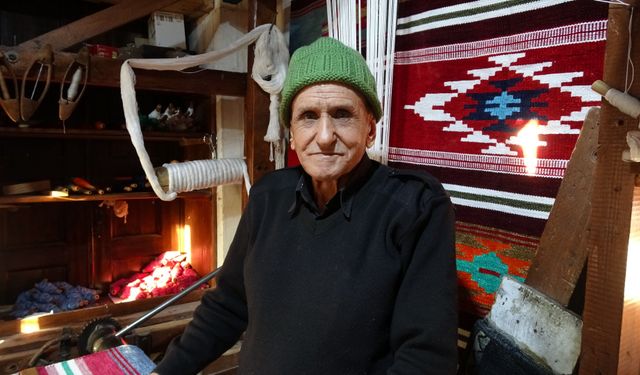 Antep Kilimine Adanmış 80 Yıl