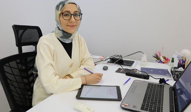 Uzmandan Akne Tedavisi Uyarısı