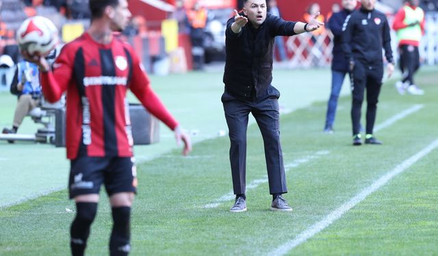 Burak Yılmaz’dan “Taraftara Hakaret” İddialarına Yanıt