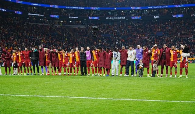 Galatasaray Çeyrek Final Yolunda Liverpool'da