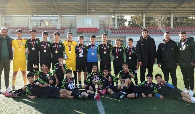 Şehitkamil’in Genç Kramponları Türkiye Şampiyonası’nda Gaziantep’i Temsil Edecek