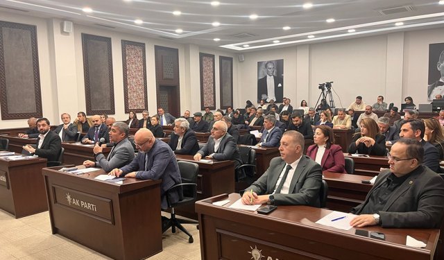 Şehitkamil Meclisi’nde istenen tablo