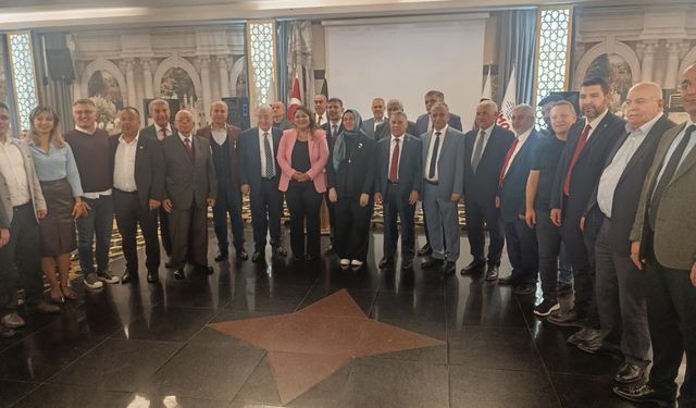 Gaziantep’te Mobilyacılar İftar Programında Buluştu