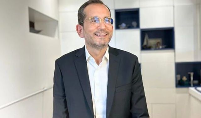 Robotik Diz Protezi Nedir? Doç. Dr. Ata Can Anlatıyor