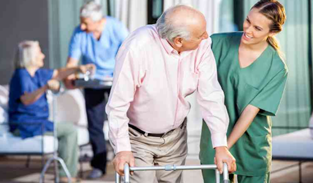 Gaziantep’te refakatçi hizmeti başladı