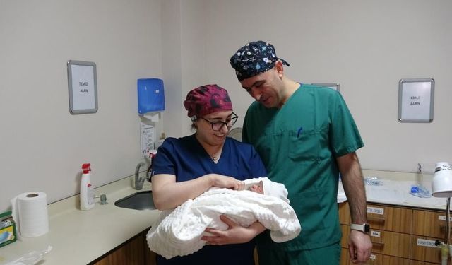 İslahiye’de evlilik ve mesleği birleştiren doktor çift