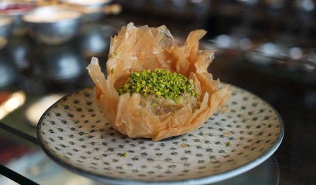 Gaziantep’te baklava kırıntılarından yeni tatlı