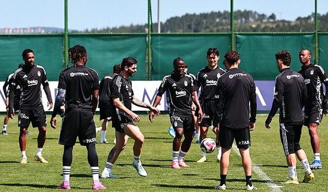 Beşiktaş Milli Yıldızı kadrosuna kattı
