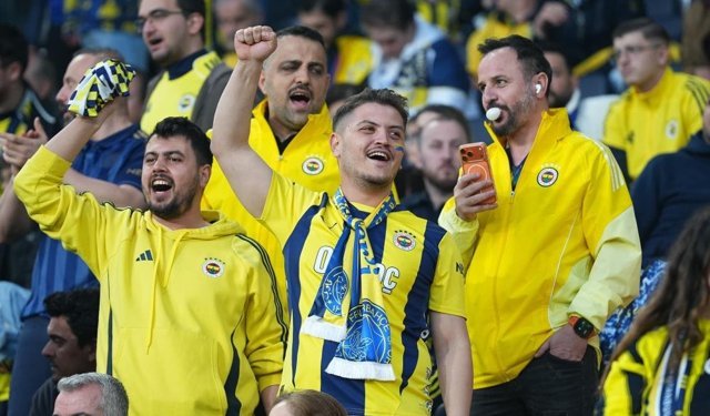 Tedesco’dan Derbide 3 Değişiklik, Yıldızlar Sahada