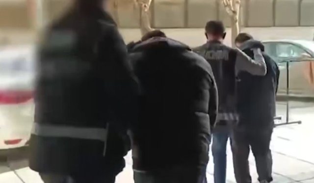 Gaziantep'te rüşvet operasyonu: Çok sayıda silah ve para ele geçirildi