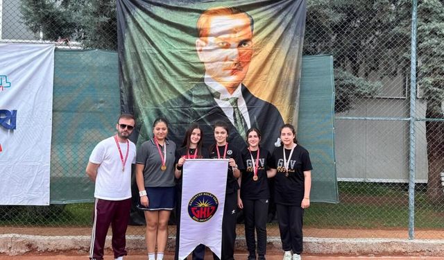 GKV Tenis Takımı Türkiye Finallerine yükseldi