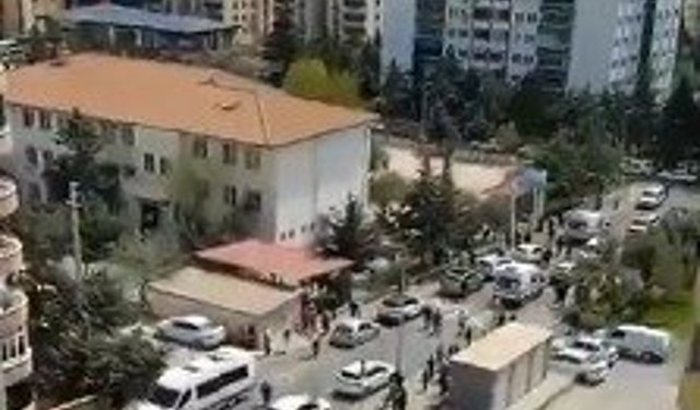 Bir okuldan daha silah sesleri yükseldi!