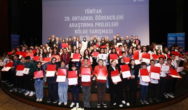 Gaziantep’te TÜBİTAK 2204-B Yarışması Ödül Töreni düzenlendi