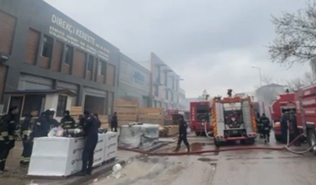Gaziantep’te kereste imalathanesinde yangın paniği