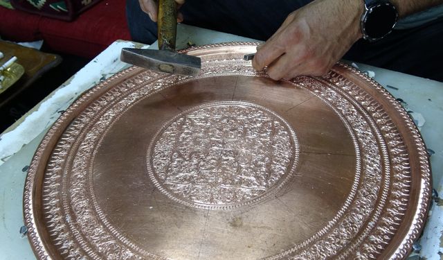 Gaziantep’te bakır işçiliği zamana meydan okuyor