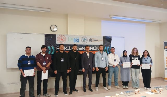 GAÜN öğrencileri yarışmada önemli başarı elde etti