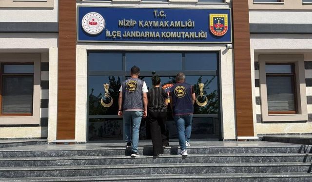 15 yıl cezayla aranan şahıs yakayı ele verdi