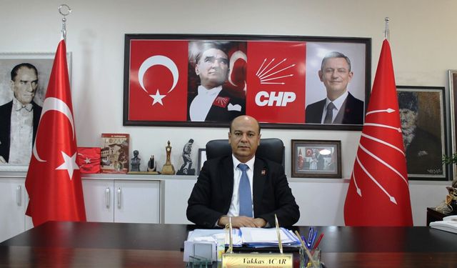 Açar: Gençler geleceğe kaygıyla bakıyor